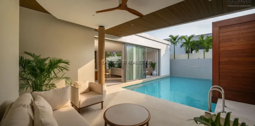 Casa de 3 dormitorios en Pattaya, Tailandia № 212249