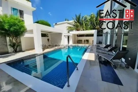 Casa de 5 dormitorios en Jomtien Beach, Pattaya, Tailandia № 212251 - foto 2