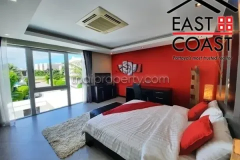 Casa de 5 dormitorios en Jomtien Beach, Pattaya, Tailandia № 212251 - foto 13