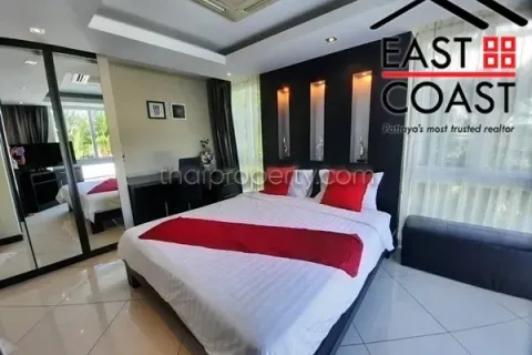 Casa de 5 dormitorios en Jomtien Beach, Pattaya, Tailandia № 212251 - foto 14