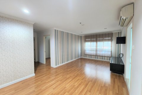 Condo à Bang Phlat, Bangkok, Thaïlande, 2 chambres  № 164250