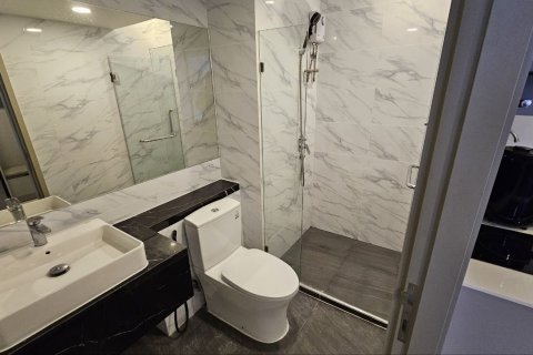 Studio dans le Condo à Chatuchak, Bangkok, Thaïlande  № 164253 - photo 3