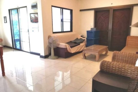 Дом в Чиангмае, Таиланд с 7 спальнями  № 164256 - фото 12