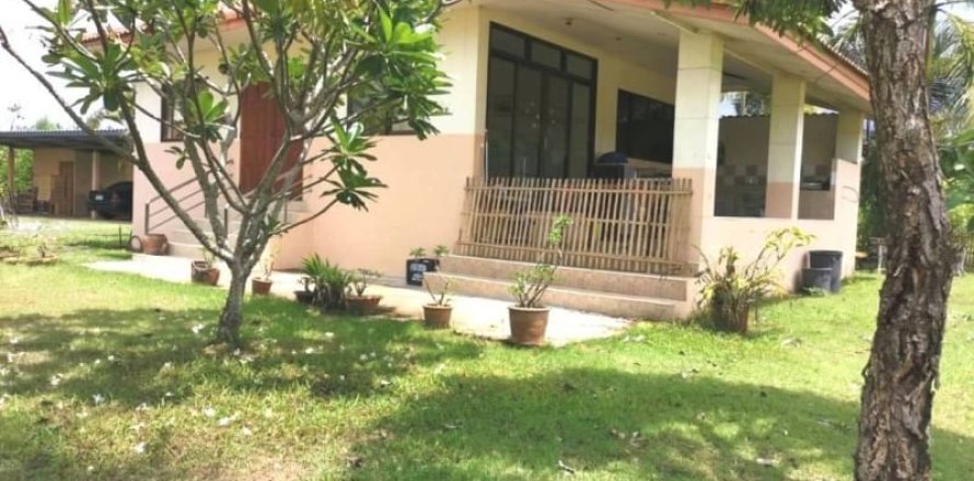 Дом в Чиангмае, Таиланд с 7 спальнями  № 164256