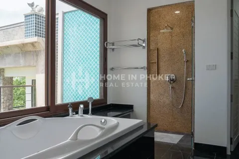 House in Phuket, Thailand 7 bedrooms № 152318 - photo 17