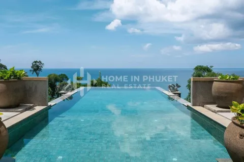 House in Phuket, Thailand 7 bedrooms № 152318 - photo 1