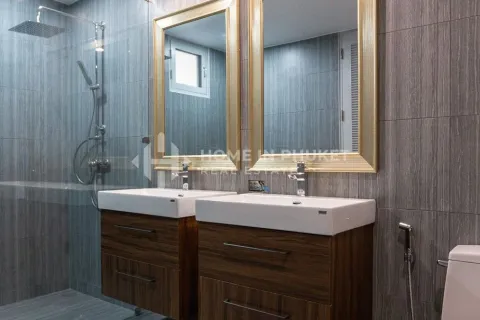 House in Phuket, Thailand 7 bedrooms № 152318 - photo 27