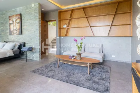 House in Phuket, Thailand 4 bedrooms № 152319 - photo 22