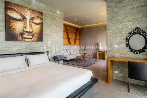 House in Phuket, Thailand 4 bedrooms № 152319 - photo 20