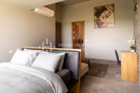 House in Phuket, Thailand 4 bedrooms № 152319 - photo 23