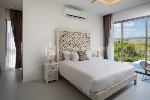 House in Phang Nga, Thailand 3 bedrooms № 152316 - photo 8