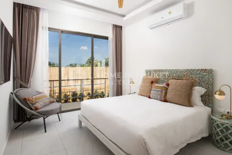 House in Phang Nga, Thailand 3 bedrooms № 152316 - photo 10