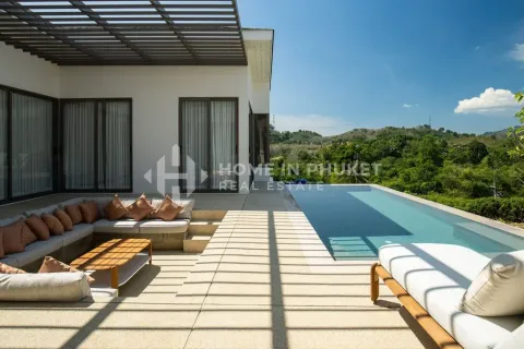House in Phang Nga, Thailand 3 bedrooms № 152316 - photo 1