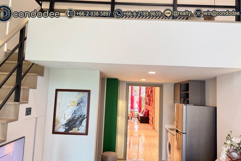 Condo in Khlong Toei, Bangkok, Thailand, 2 bedrooms  № 201319