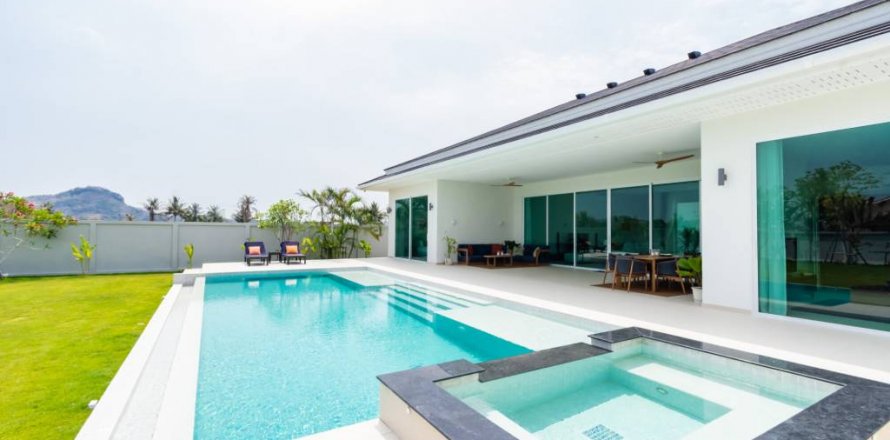 Villa à Pran Buri, Thaïlande 4 chambres № 134615