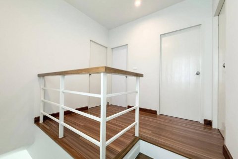 House in Ko Kaeo, Thailand 3 bedrooms № 134618 - photo 9