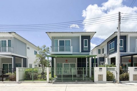 House in Ko Kaeo, Thailand 3 bedrooms № 134618 - photo 1