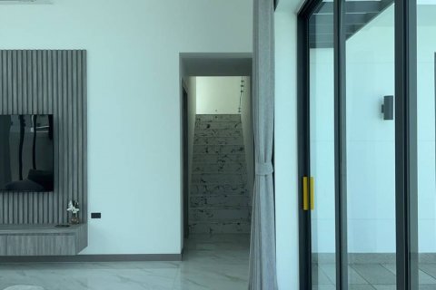 Villa in Bang Lamung, Thailand 3 bedrooms № 134617 - photo 7