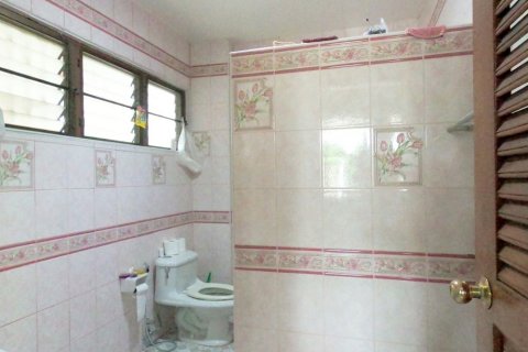 House in Chiang Mai, Thailand 5 bedrooms № 162624 - photo 18