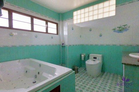House in Chiang Mai, Thailand 5 bedrooms № 162624 - photo 17