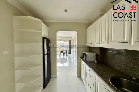 Estudio en el condominio en Jomtien Beach, Pattaya, Tailandia № 212503 - foto 3