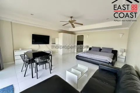 Estudio en el condominio en Jomtien Beach, Pattaya, Tailandia № 212503 - foto 2