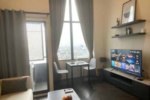 Студия в кондо в Клонг Тоэй, Бангкок, Таиланд № 167253 - фото 2