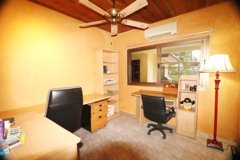 Дом в Удонтхани, Таиланд с 4 спальнями  № 167250 - фото 24