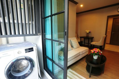 Condo in Bangkok, Thailand, 1 bedroom  № 143907 - photo 7