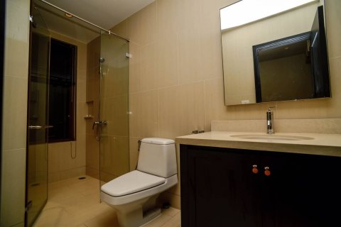 Condo in Bangkok, Thailand, 3 bedrooms  № 181217 - photo 16