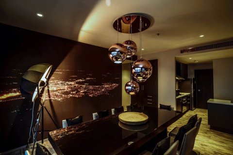 Condo in Bangkok, Thailand, 3 bedrooms  № 181217 - photo 5