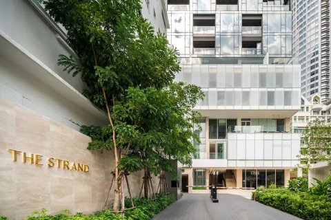 Condo in Bangkok, Thailand, 2 bedrooms  № 181218 - photo 17
