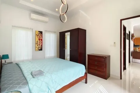 Villa in Hua Hin, Thailand 3 bedrooms № 168849 - photo 8