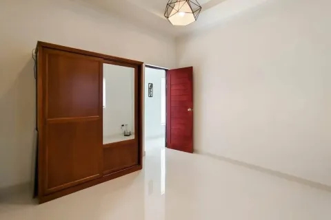 Villa in Hua Hin, Thailand 3 bedrooms № 168849 - photo 9