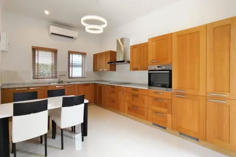 Villa in Hua Hin, Thailand 3 bedrooms № 168849 - photo 4