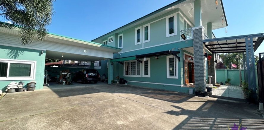 Maison à Chiang Mai, Thaïlande 3 chambres № 162631