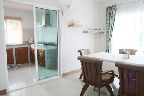 House in Chiang Mai, Thailand 4 bedrooms № 162635 - photo 11