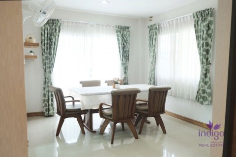 House in Chiang Mai, Thailand 4 bedrooms № 162635 - photo 12