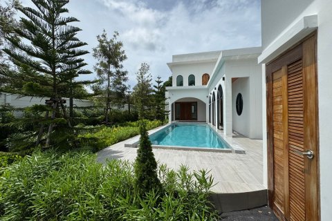 Вилла в Пхукете, Таиланд с 4 спальнями  № 158378