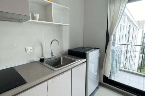 Studio dans le Condo à Din Daeng, Bangkok, Thaïlande  № 158372 - photo 4