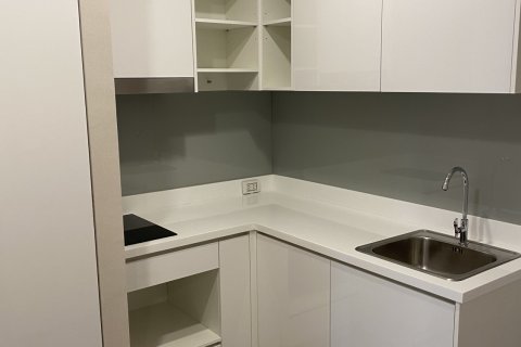 Condo in Suan Luang, Bangkok, Thailand, 2 bedrooms  № 158376 - photo 8