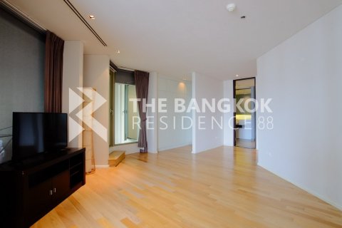 Condo in Bangkok, Thailand, 2 bedrooms № 184399 - photo 6
