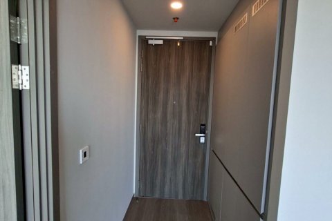 Condo in Bang Kaeo, Thailand, 2 bedrooms № 160418 - photo 4