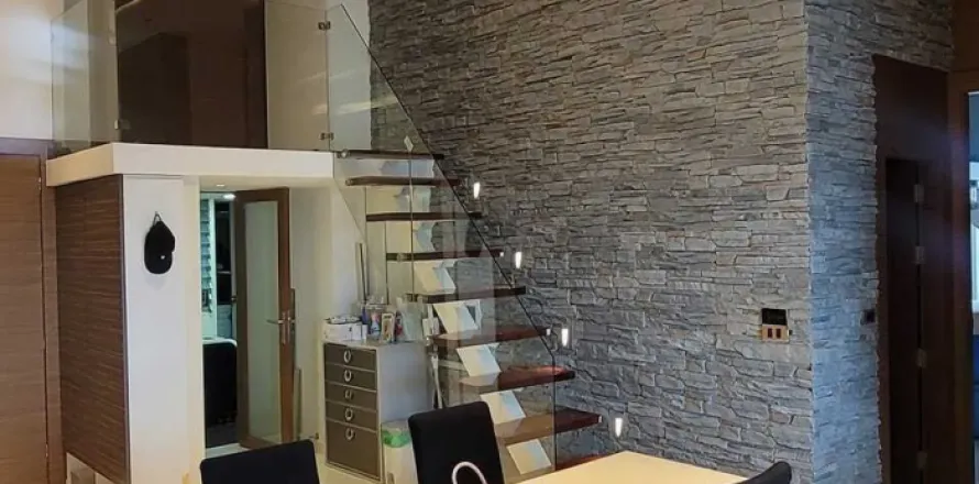 Duplex in Watthana, Bangkok, Thailand 4 bedrooms № 160420