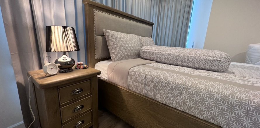 Кондоминиум с 3 спальнями в Хуа Хине, Таиланд № 150165