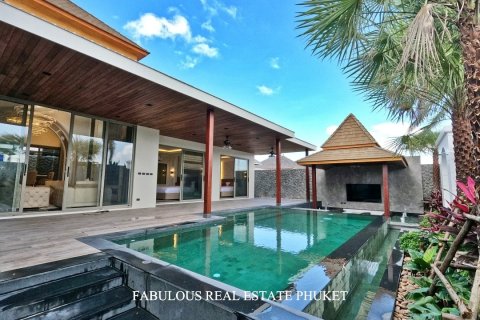 Villa in Bang Tao, Thailand 3 bedrooms № 179811 - photo 11