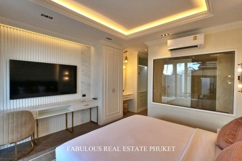Villa in Bang Tao, Thailand 3 bedrooms № 179811 - photo 20