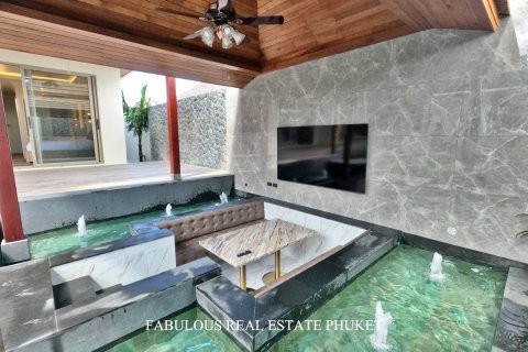 Villa in Bang Tao, Thailand 3 bedrooms № 179811 - photo 3