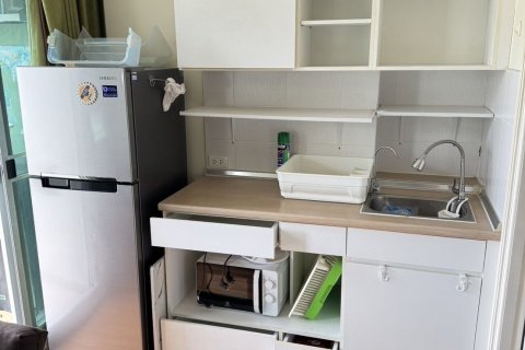 Condo in Huai Khwang, Bangkok, Thailand, 2 bedrooms  № 136944 - photo 7