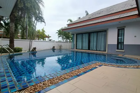 Villa à Pattaya, Thaïlande 3 chambres № 136947 - photo 6